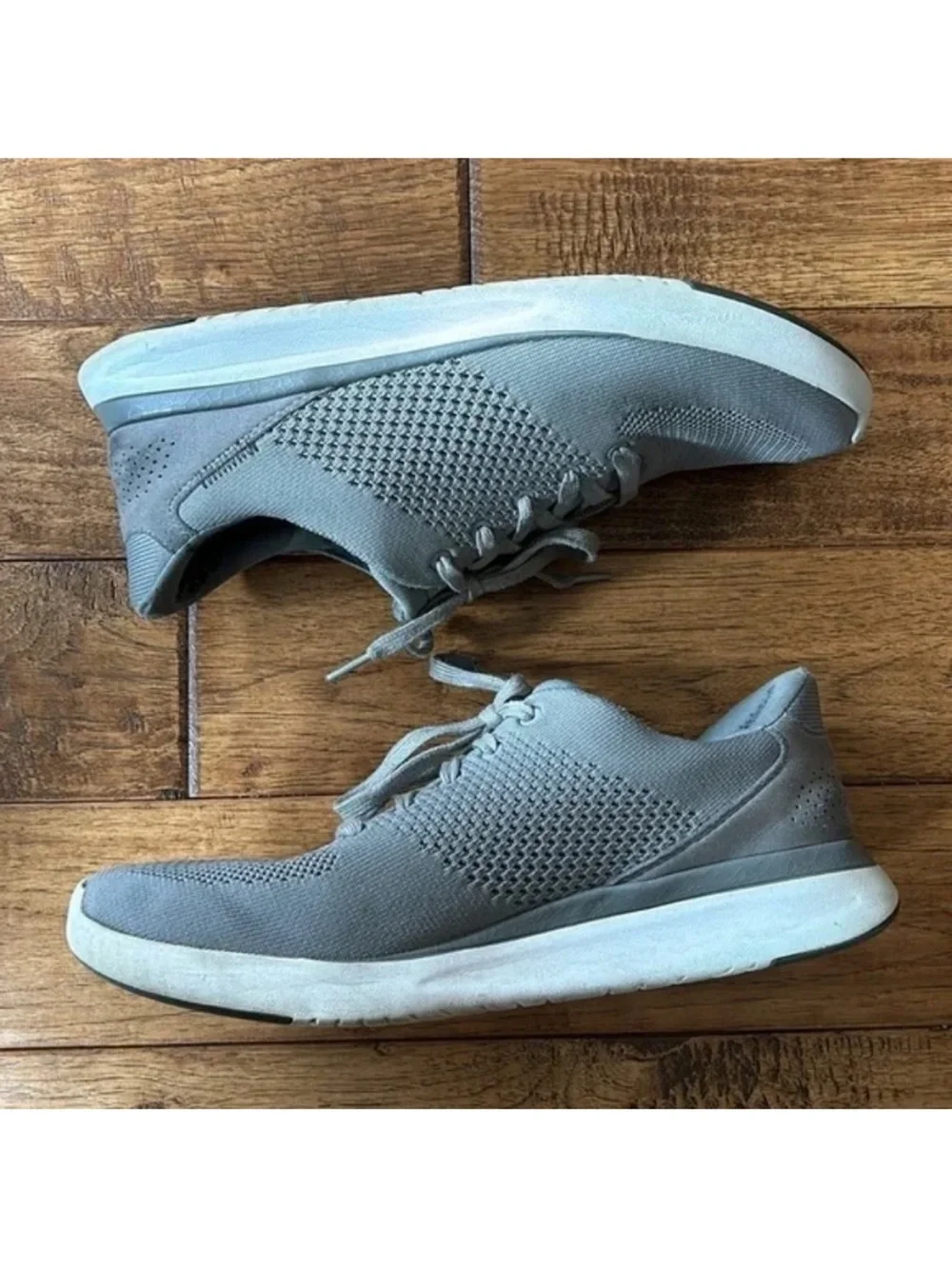 Kizik Lima Hands Free Slip On Sneakers Gray Size Men’s 10 / Women’s 11.5